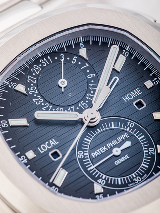 The dial of Patek Philippe 5990/1A with date and hour display