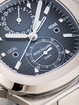 The dial of Patek Philippe 5990/1A with date and hour display