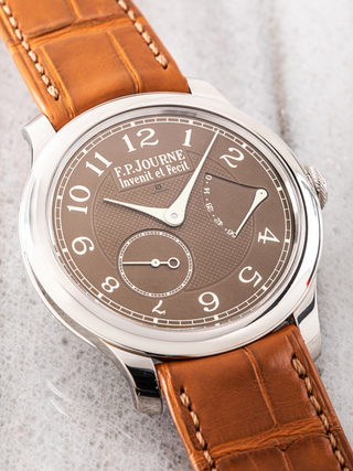 The dial of F.P. Journe Chronometre Souverain visible in the image with the engrave