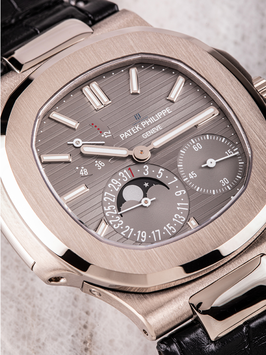 Patek Philippe 5712G