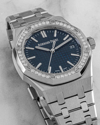 Audemars Piguet Royal Oak Selfwinding "50ᵀᴴ Anniversary" Ref. 77451ST.ZZ.1361ST.02