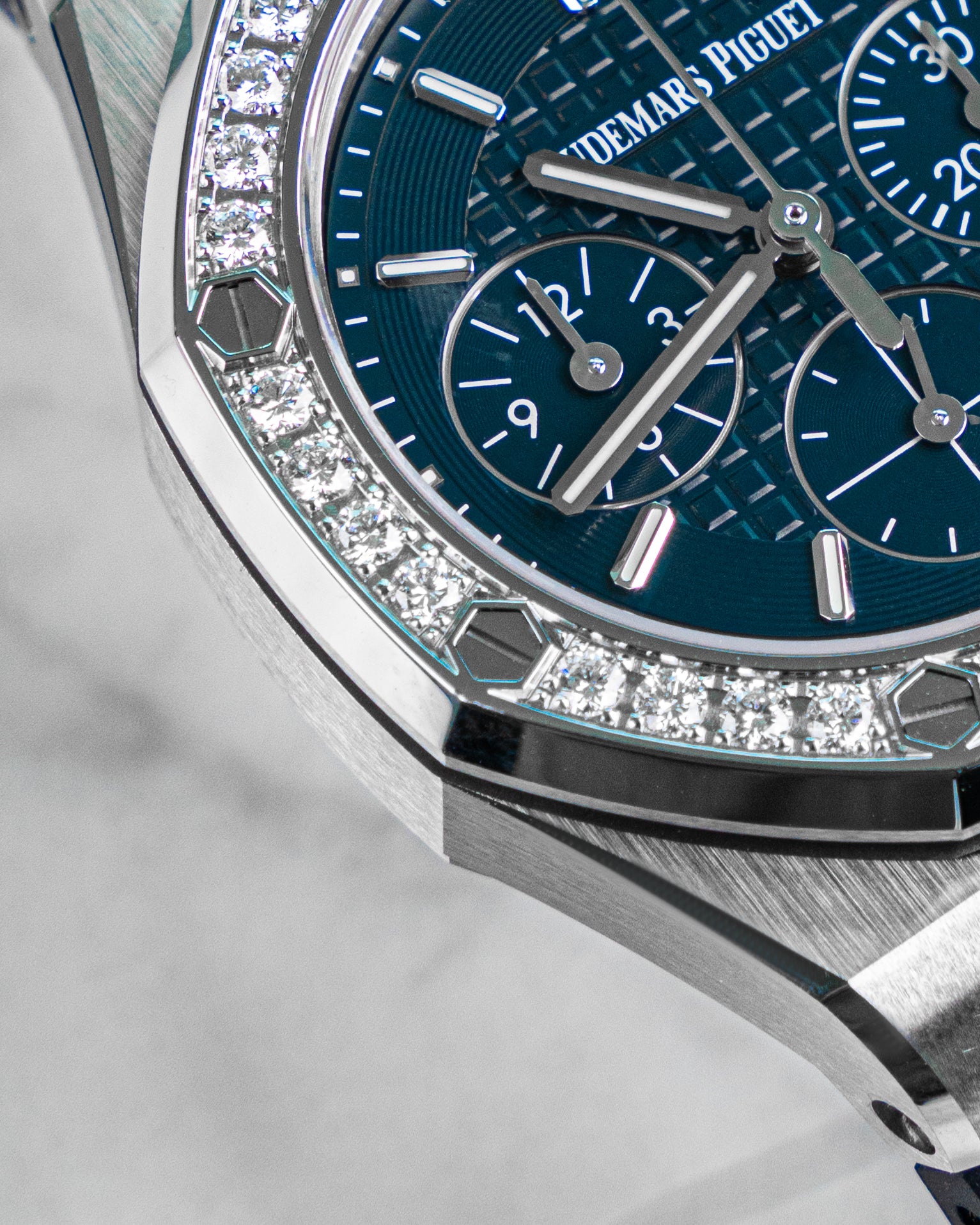 AP Royal Oak Offshore 26231St blue