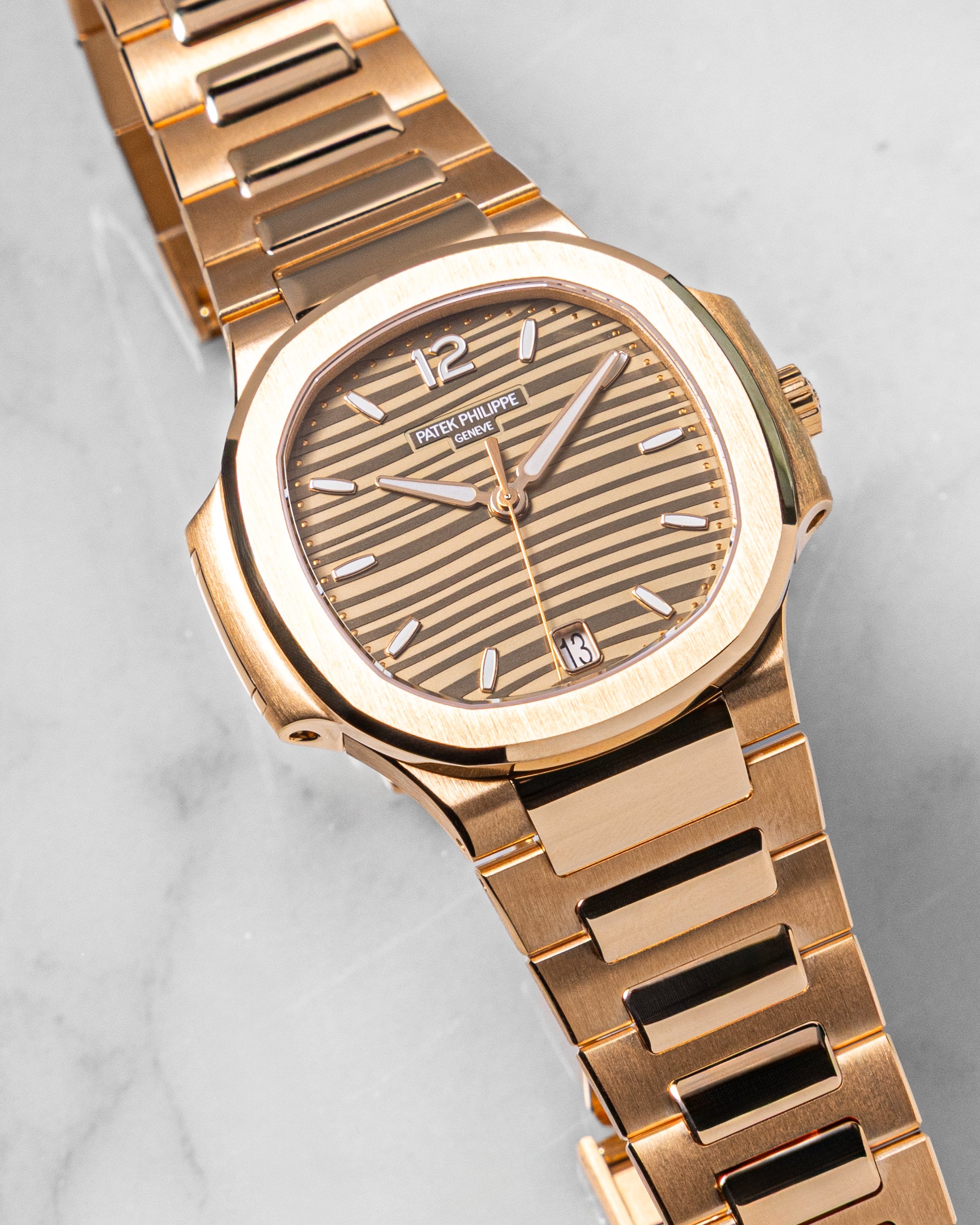 Patek Philippe 7118/1R-010 DATE. SWEEP SECONDS.