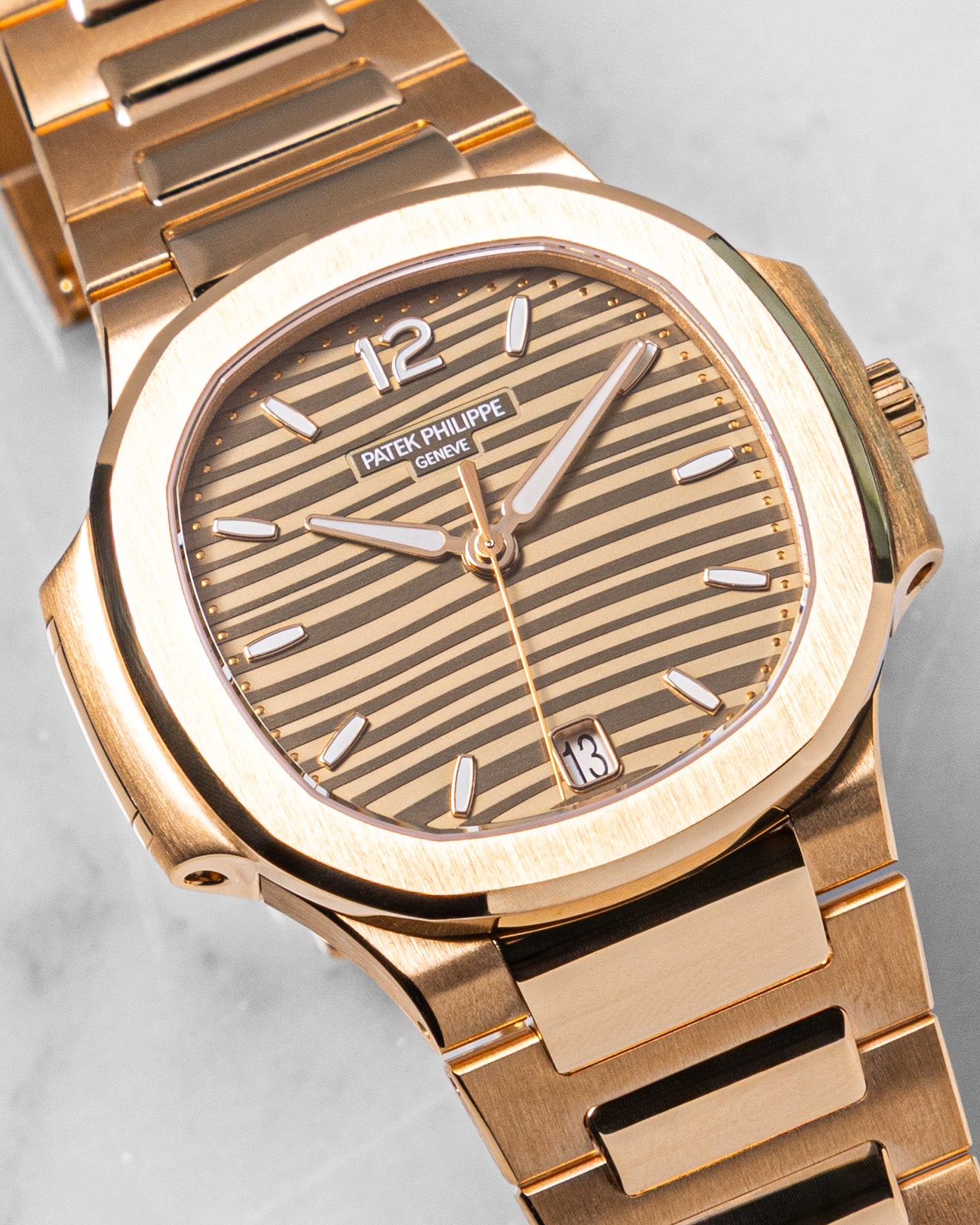 Patek Philippe 7118/1R-001 DATE. SWEEP SECONDS.