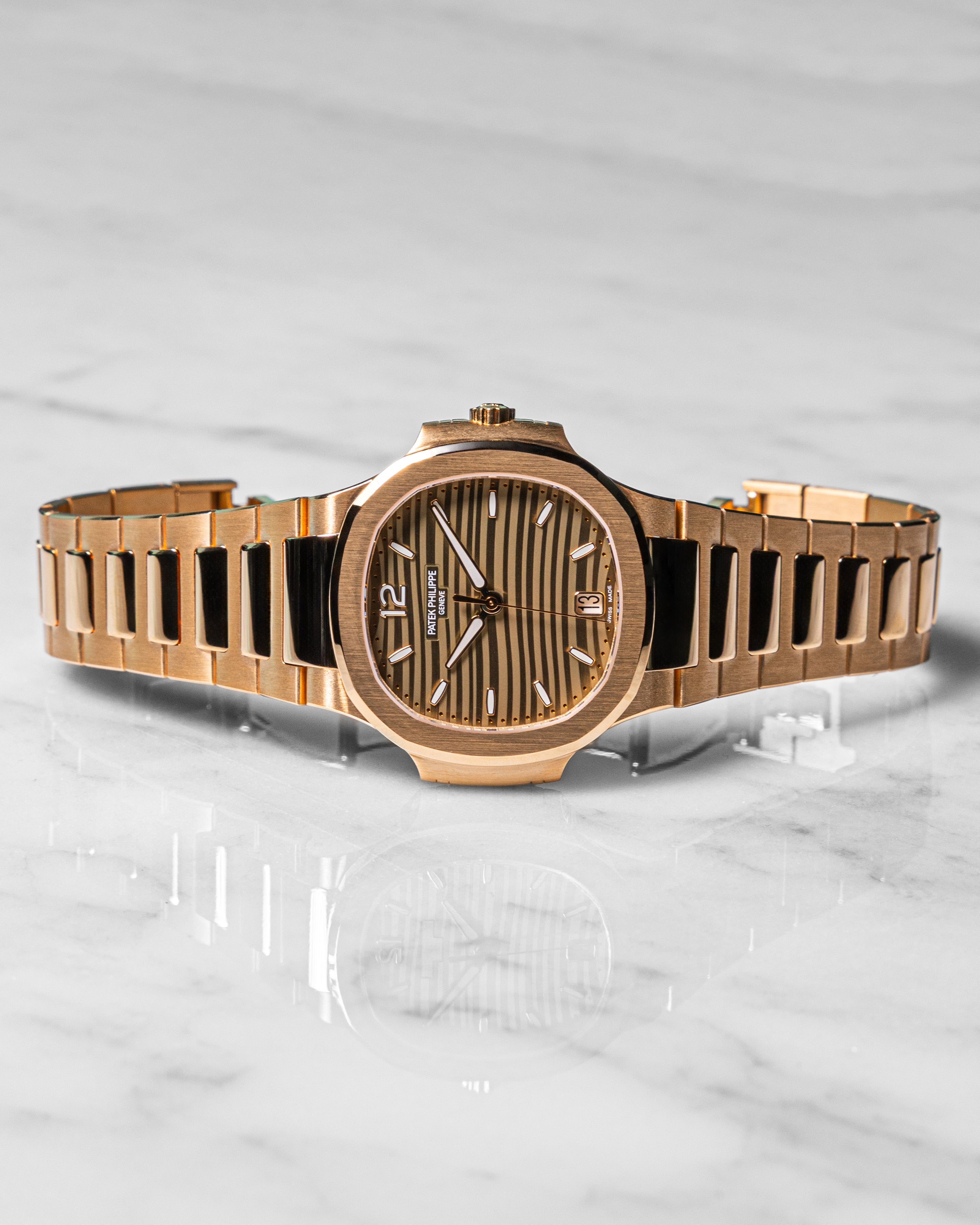 Patek Philippe 7118/1R-001 DATE. SWEEP SECONDS.