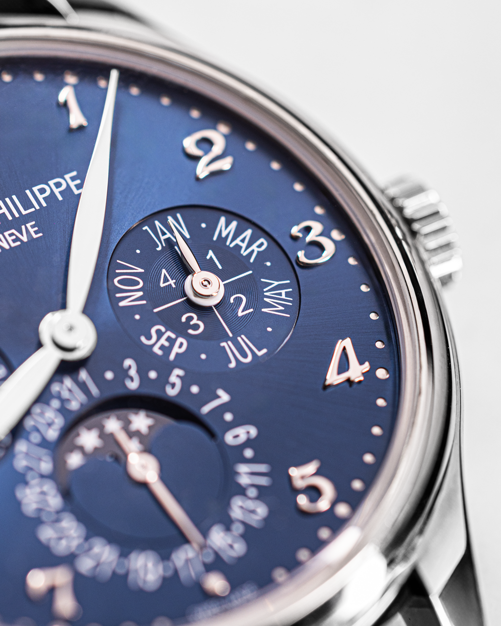 Patek Philippe 5327G