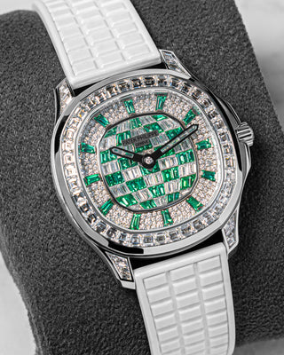 Patek 5062-450G-010 Aquanaut Emerald