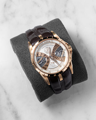 Roger Dubuis Excalibur Biretrograde Calendar DBEX1179 40mm