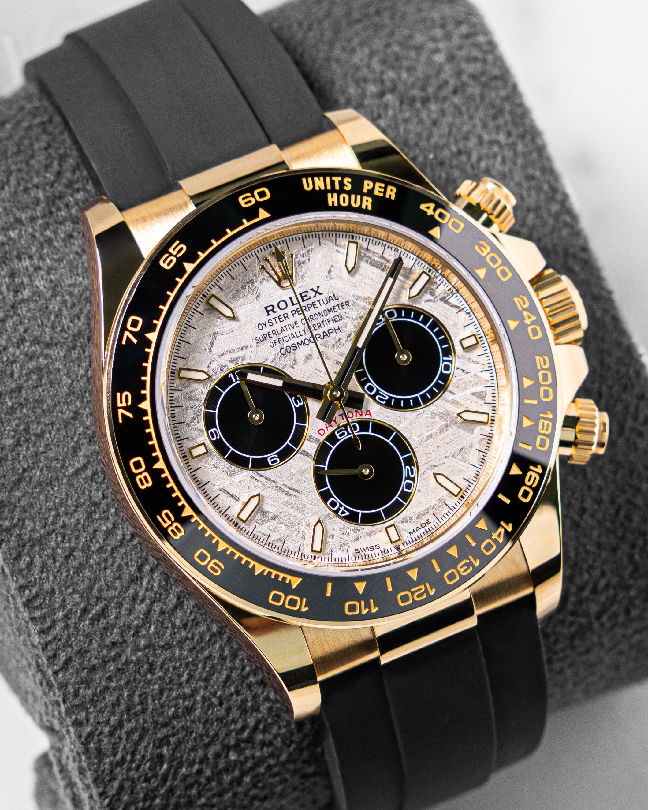 Rolex Cosmograph Daytona Oyster, 40 mm, yellow gold Reference 126518LN