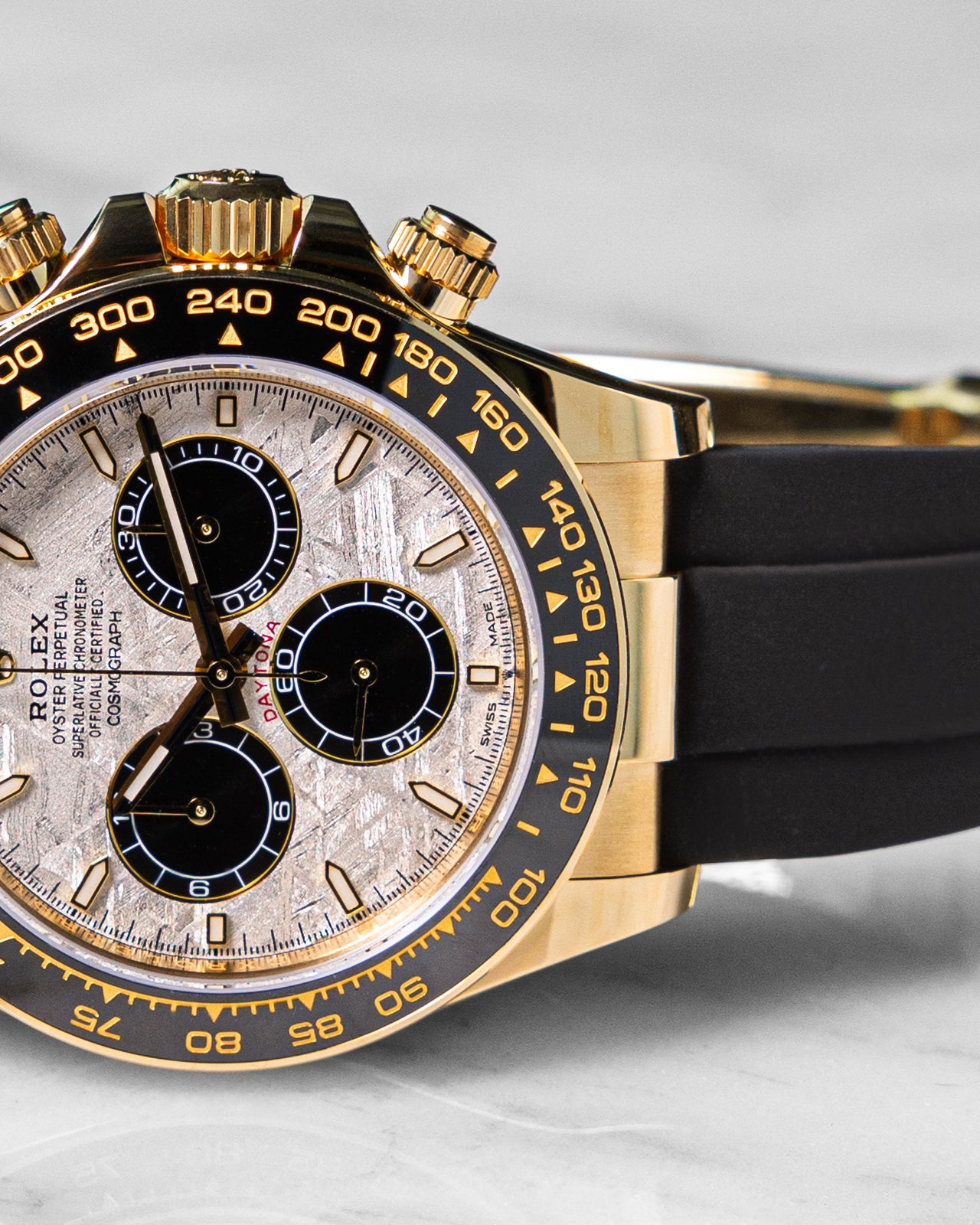 Rolex Cosmograph Daytona Oyster, 40 mm, yellow gold Reference 126518LN