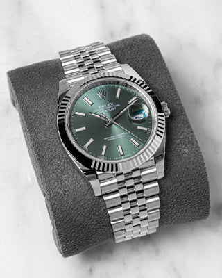 Rolex DateJust 126334 jubilee - green