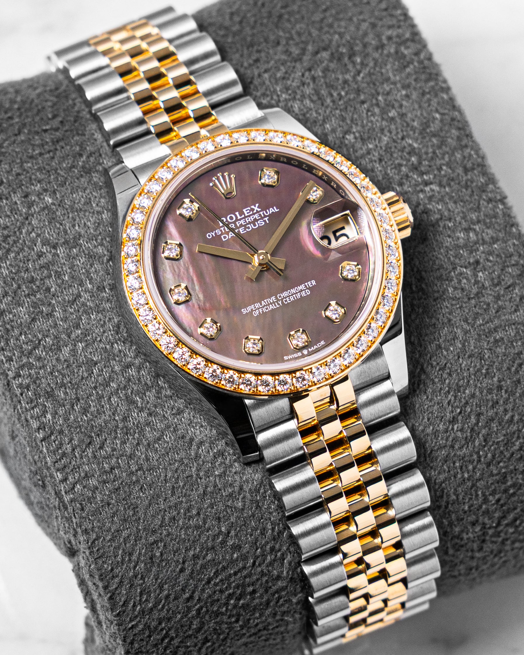 Rolex Datejust 31 Oyster, 31 mm, Oystersteel, yellow gold and diamonds Reference 278383RBR