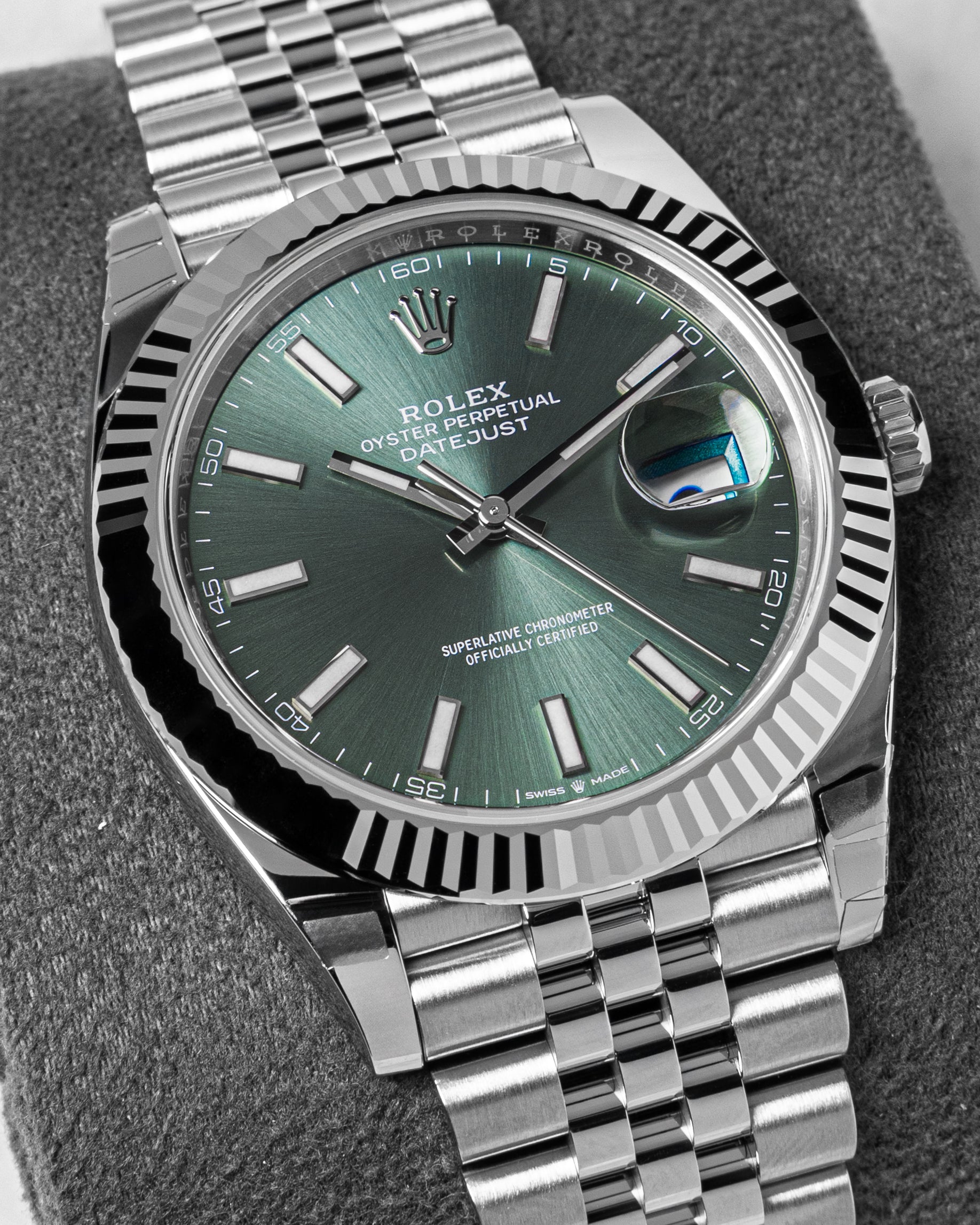Rolex DateJust 126334 jubilee - green