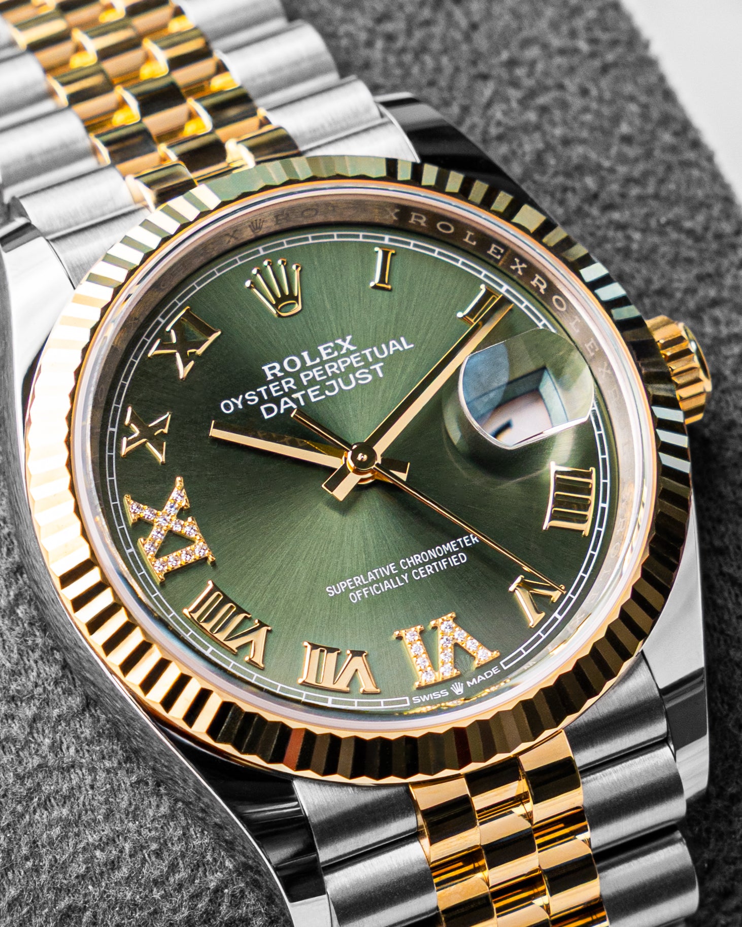 Rolex Date just 126233 green VX