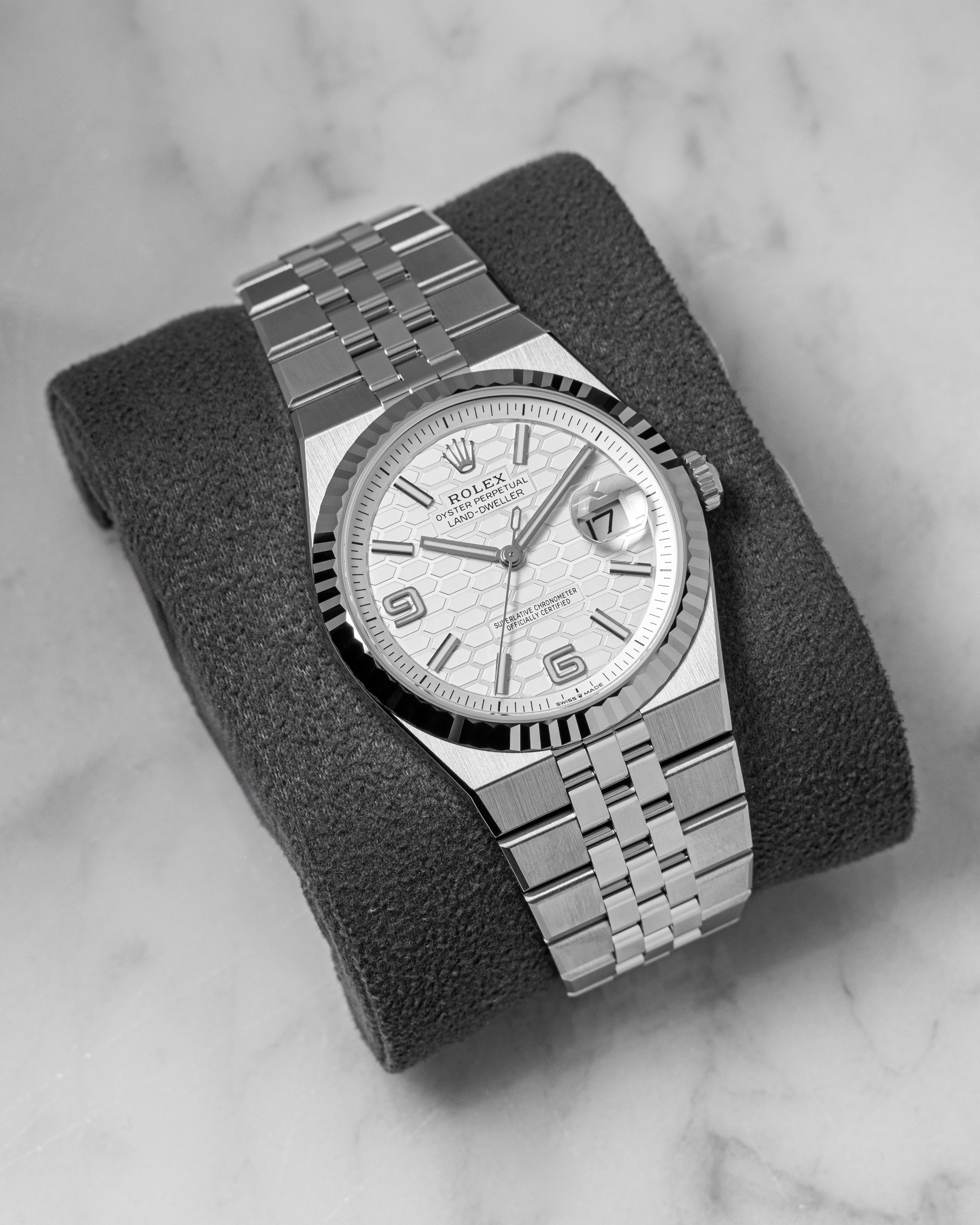 Rolex Land-Dweller 127334