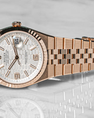 Rolex Land-Dweller 40 Oyster, 40 mm, Everose gold Reference 127335